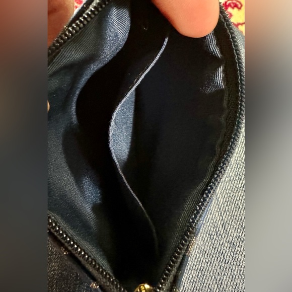 Coach Wristlet Navy & Gold - Picture 2 of 8